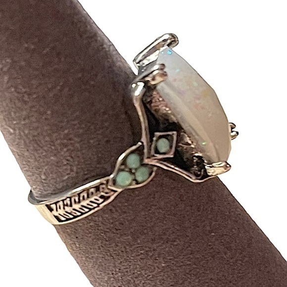 Faux Dichroic Glass Opal & Rhinestone Silver Toned Statement Cocktail Ring 8 - Picture 5 of 8